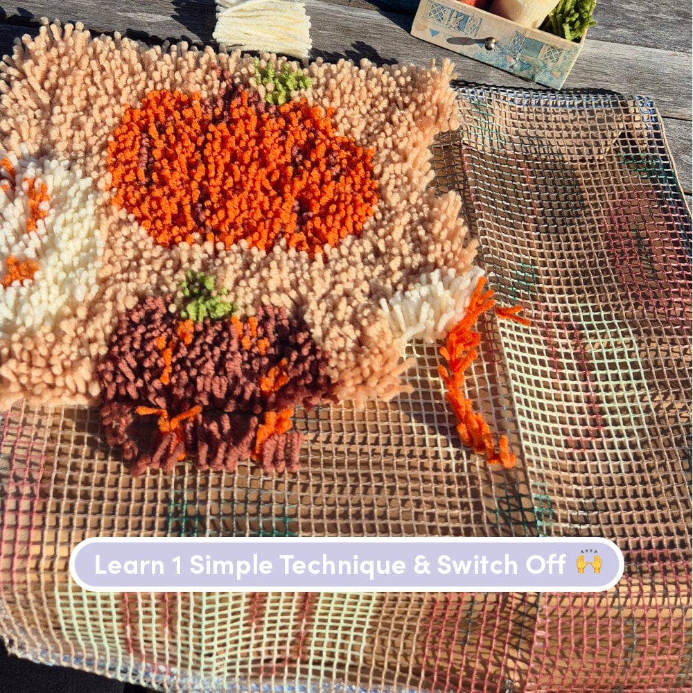 Pumpkin Spice Latch Hooking Cushion Kit